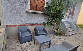 Petite maison avec jardin